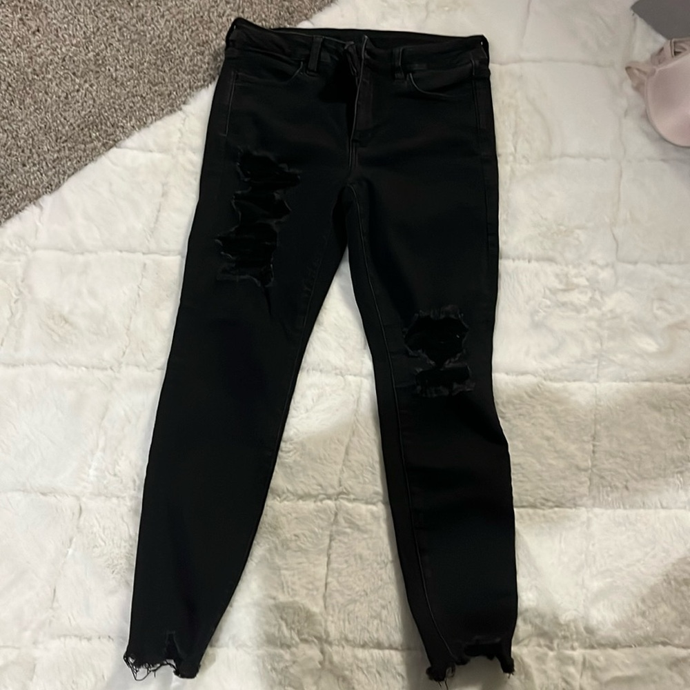 American Eagle black distressed skinny jeans